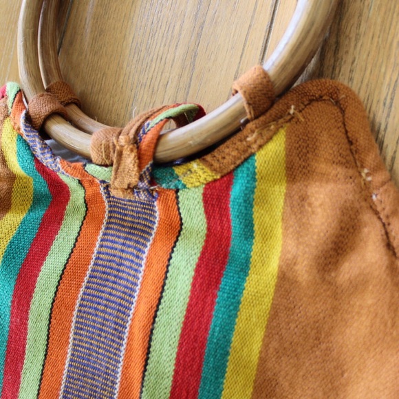 VTG Fringe Hem Wooden Handle Clutch handmade In Philippines - Picture 6 of 7